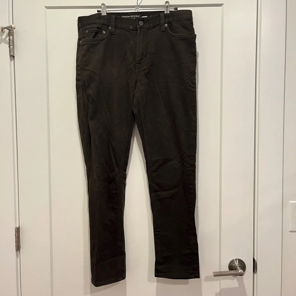 Banana Republic Traveler Pants Mens 32x30 Slim Fit Brown Olive Brown Chino